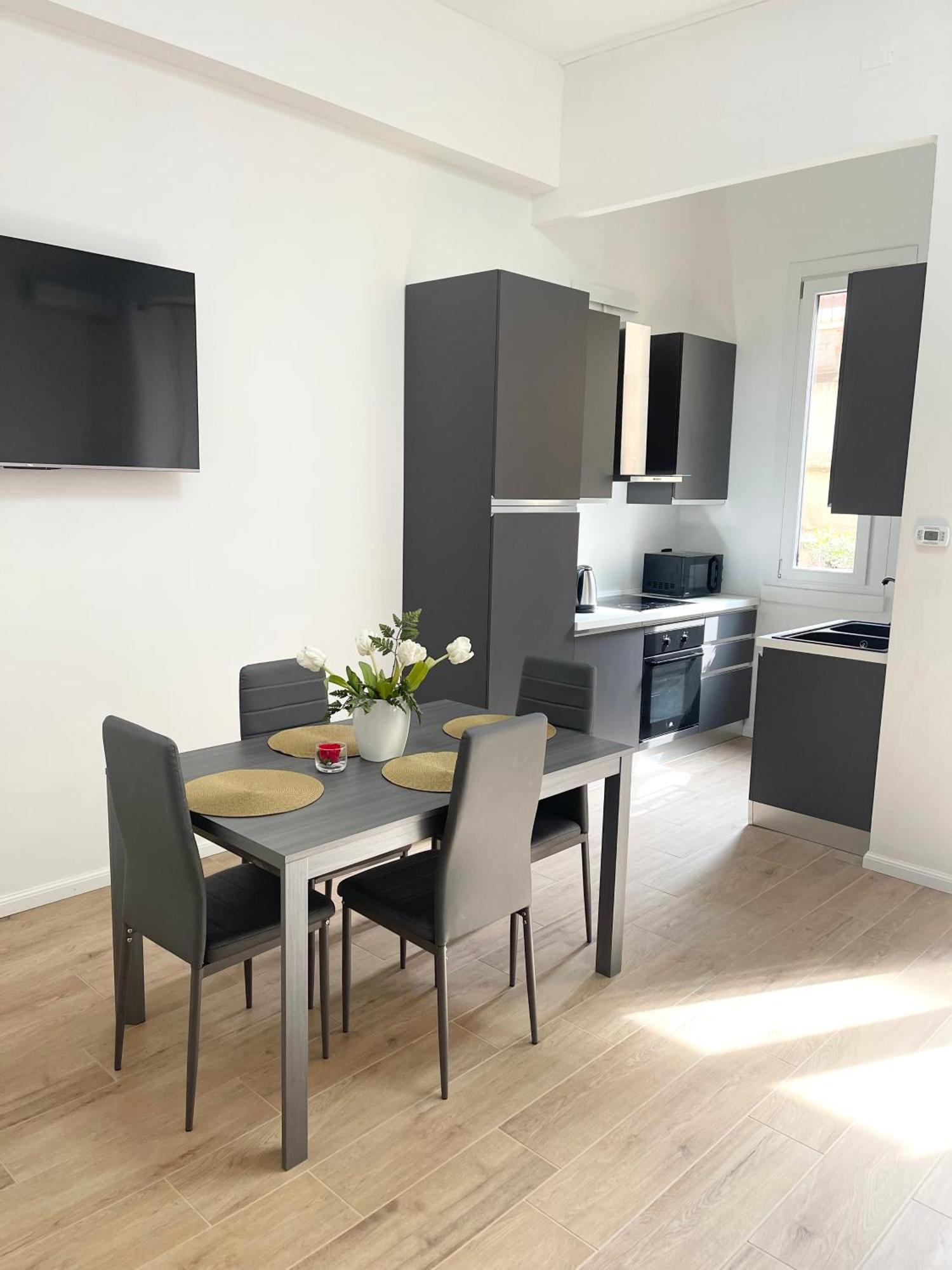 Ampio Bilocale Zona Navigli Apartment Milan Exterior photo